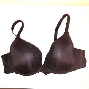 Black plunge bra